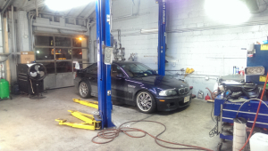 E46 M3 with Mitsubishi Evolution Rear Spoiler