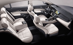 Kia K900 Interior