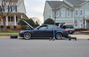 APEX ARC-8 18x9.5 square wheels on 535i