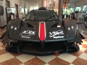 pagani zonda revolucion