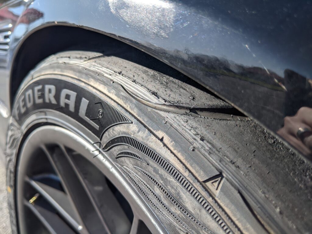 E46 M3 Tire Rubbing