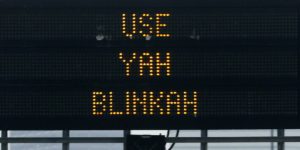 Use yah blinkah