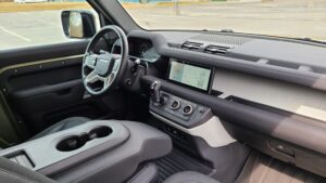 Land Rover Defender 90 seat