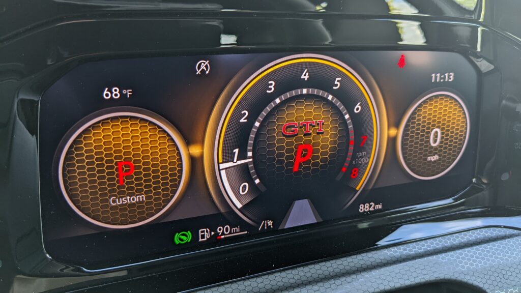 2022 Volkswagen Golf GTI SE gauge