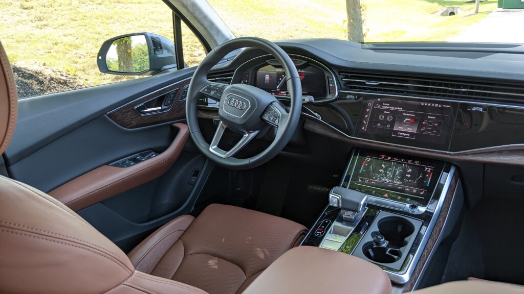 2022 Audi Q7 Prestige interior