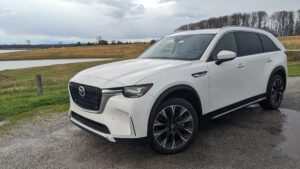 2024 Mazda CX-90 PHEV Premium Plus hero