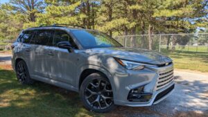 2024 Lexus TX 500h F Sport hero