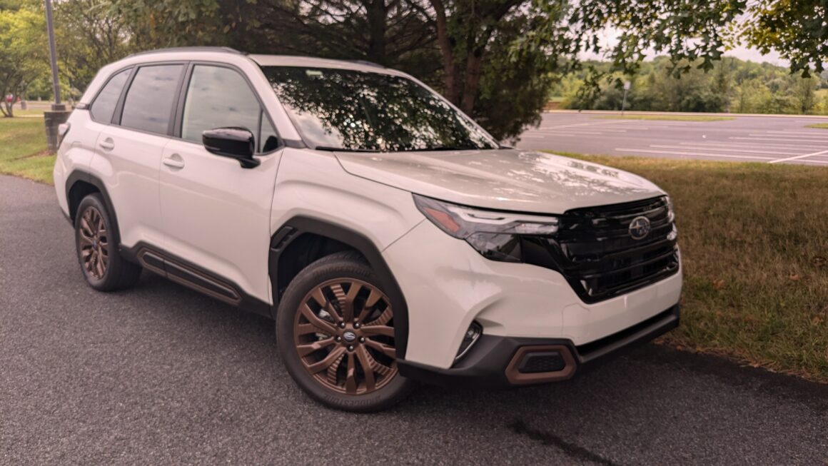 2025 Subaru Forester Sport hero