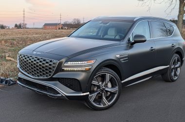 2026 Genesis GV80 Prestige hero
