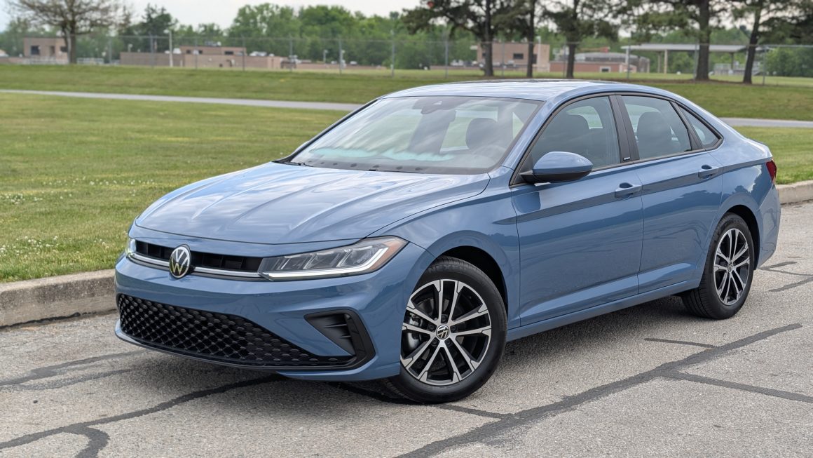 2026 Volkswagen Jetta Sport hero