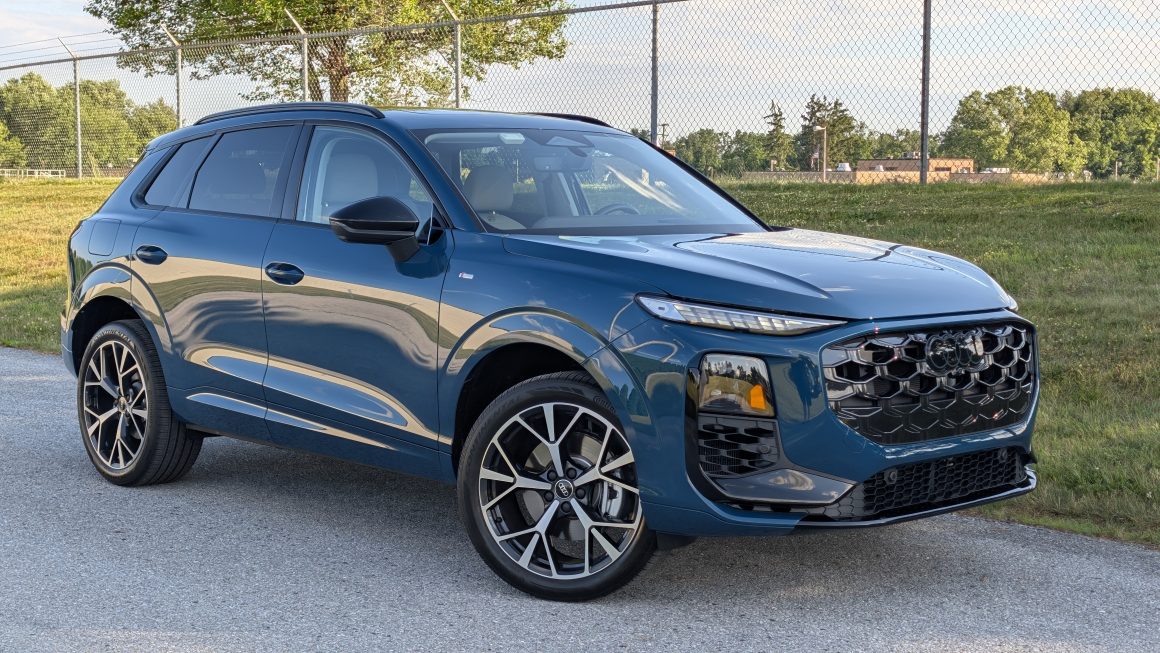 2026 Audi Q3 S Line hero